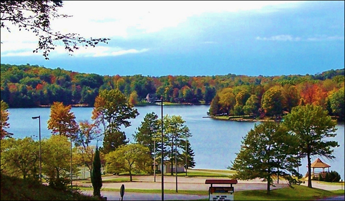Treasure Lake View 